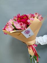 Букет цветов из:  Альстромерии в Псыгансу