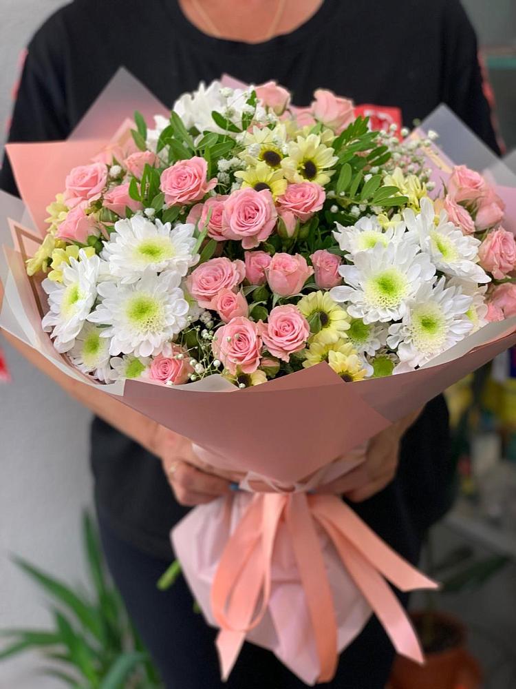 Букет цветов из: Розы и Хризантемы в Псыгансу