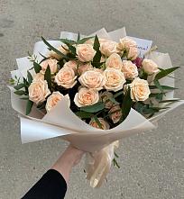 Букет Кремовые розы Латте в Псыгансу