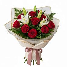 Букет цветов из:  Лилии и Розы в Псыгансу