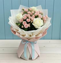 Букет цветов из:  Розы #REPLACE_PRED# Псыгансу