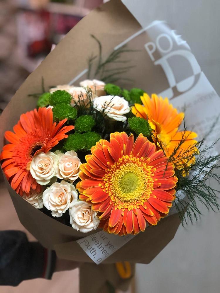 Букет цветов из: Герберы, Хризантемы и Розы в Псыгансу